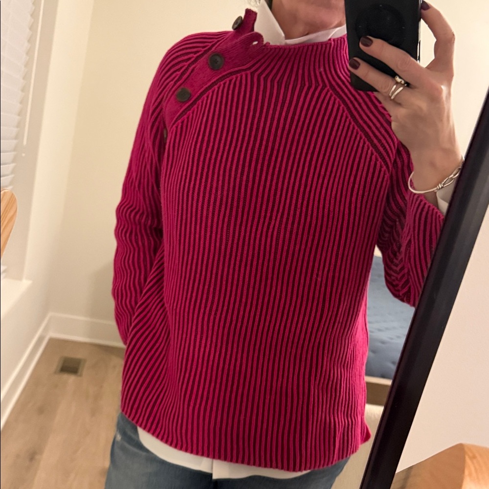 Unique GAP Women's Fuchsia and Brown Buttoned Turtleneck Sweater EUC